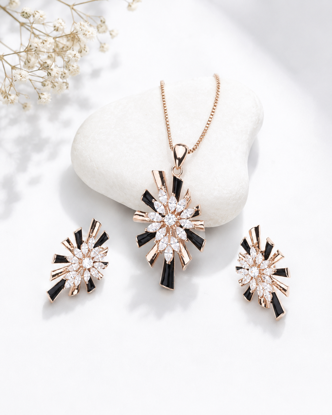 925  Silver Rose Gold Plated Black & White Cubic Zirconia Floral Pendant Set